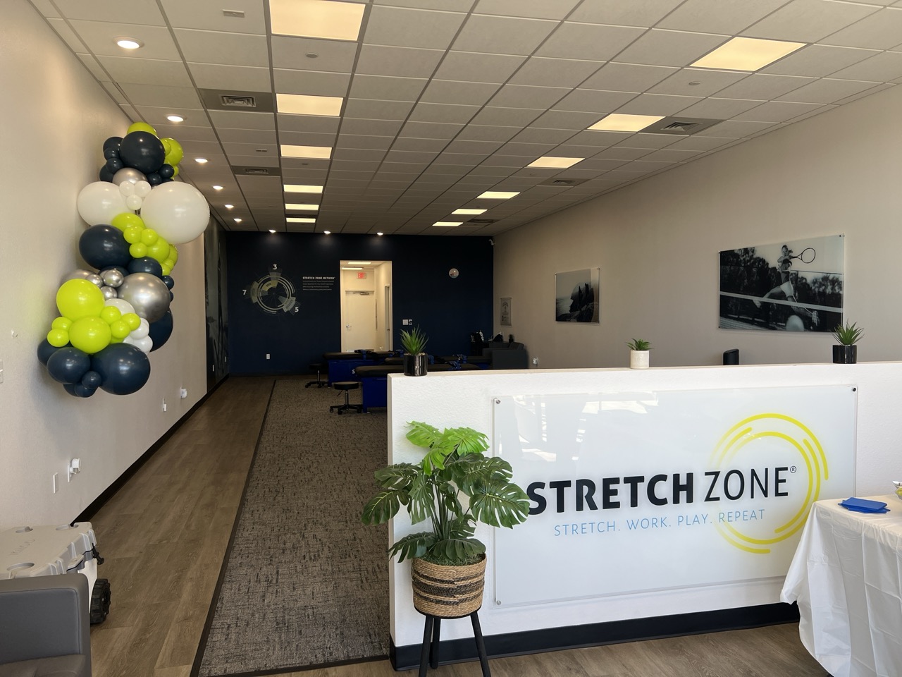 Stretch Zone Celebrates its First Year Anniversary at Ribbon Cutting Event Stretch Zone Celebrates its First Year Anniversary at Ribbon Cutting Event