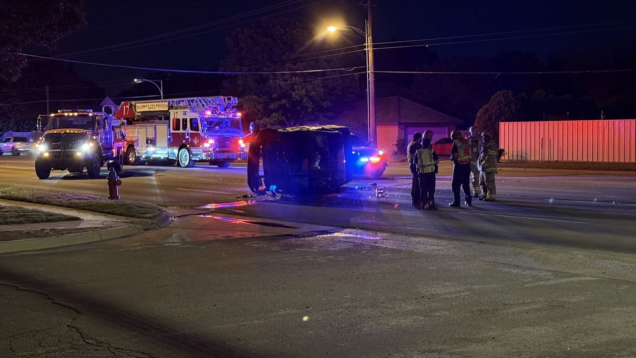 Late-Night Crash Causes Rollover on Indiana Avenue Late-Night Crash Causes Rollover on Indiana Avenue