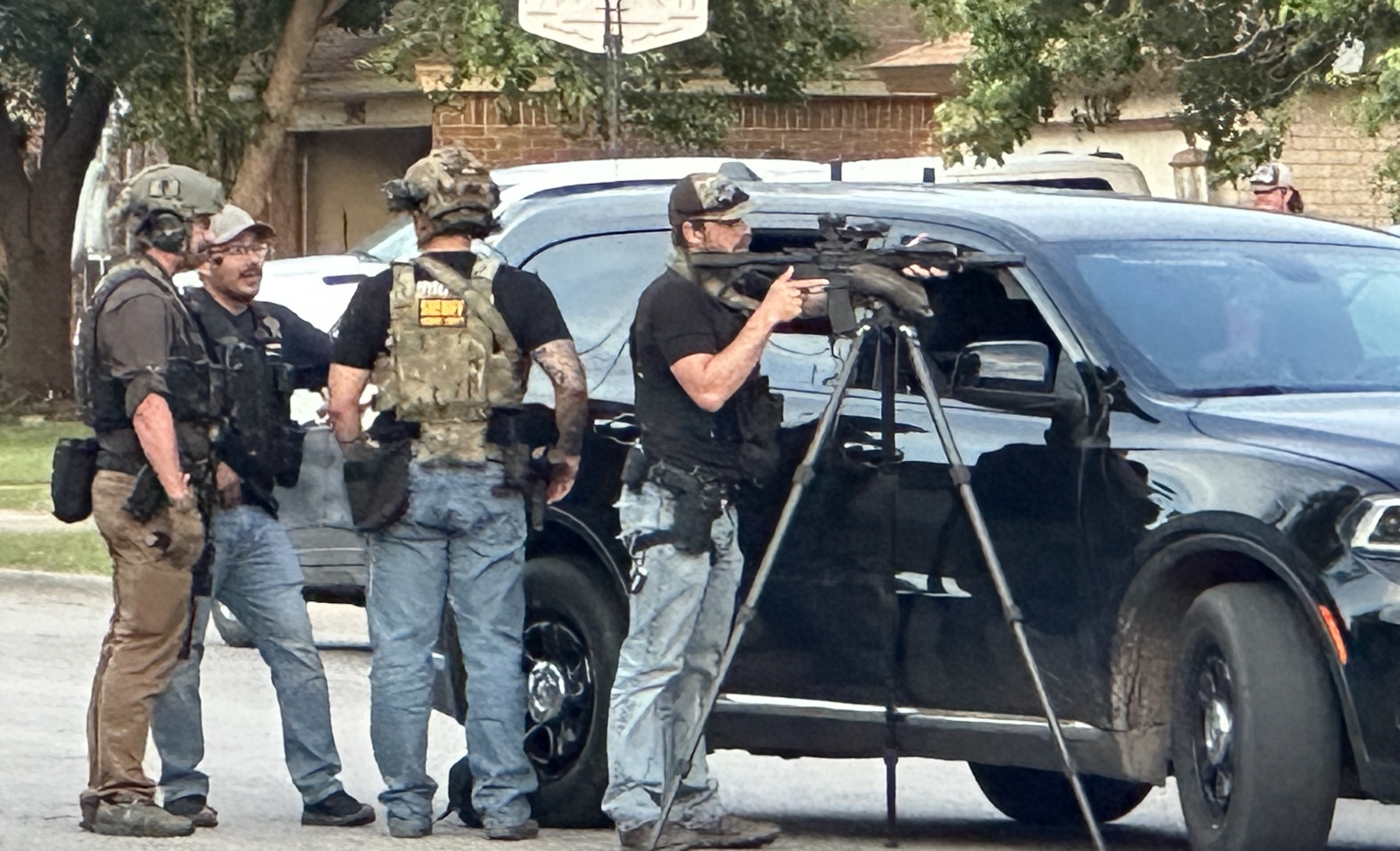 Heavy SWAT Presence at 71st Street and Grover Avenue Heavy SWAT Presence at 71st Street and Grover Avenue
