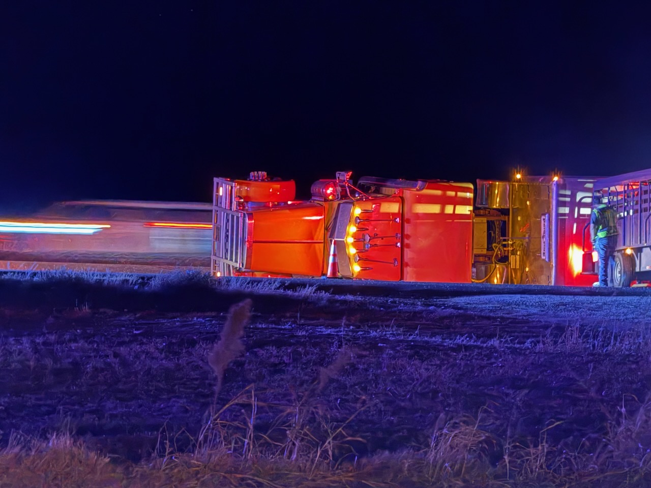 Semi rolls just south of Tahoka