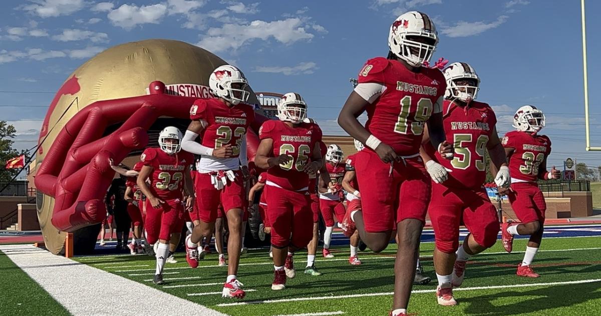 Coronado Faces a Tough District Road Test