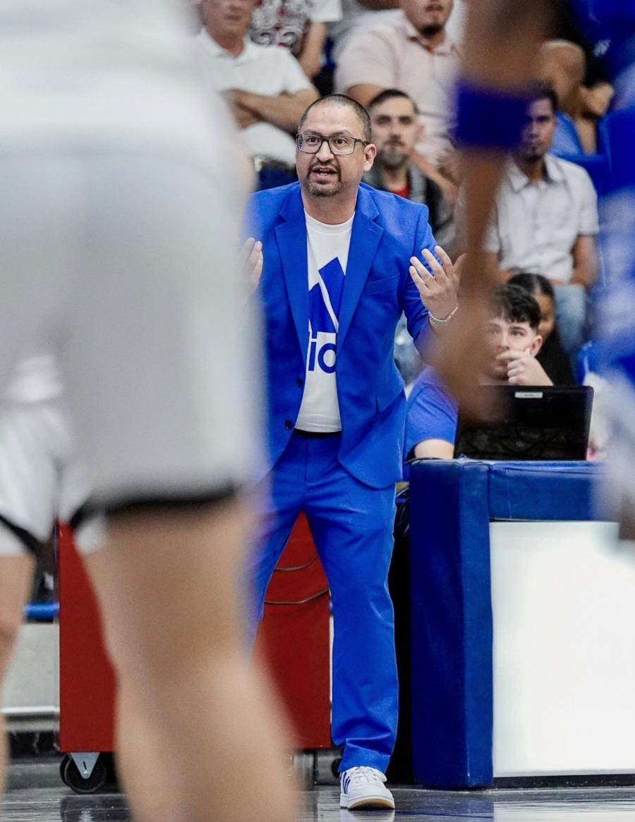 Jose Perez coaching during his time at Estacado High School