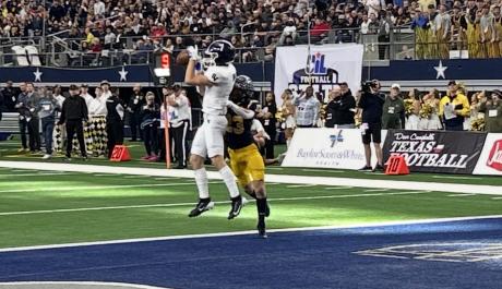 Smithson Valley scores against Highland Park in the 2024 5A Div I Championship