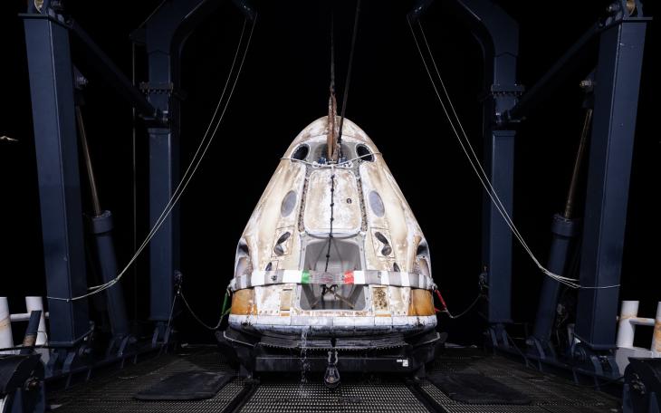 SpaceX Polaris Dawn Capsule Makes Safe Splashdown in Gulf