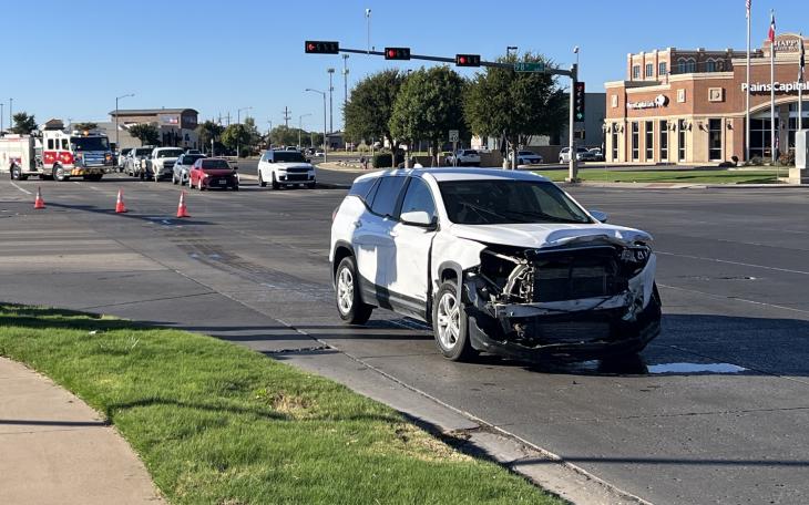 Crash in South Lubbock on Quaker Ave and 98th St