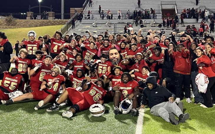 The Mustangs Rally to Beat Caprock After 1st Quarter Deficit