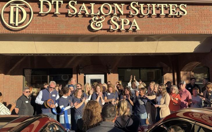 DT Salon Suites &amp; Spa Celebrates Grand Opening