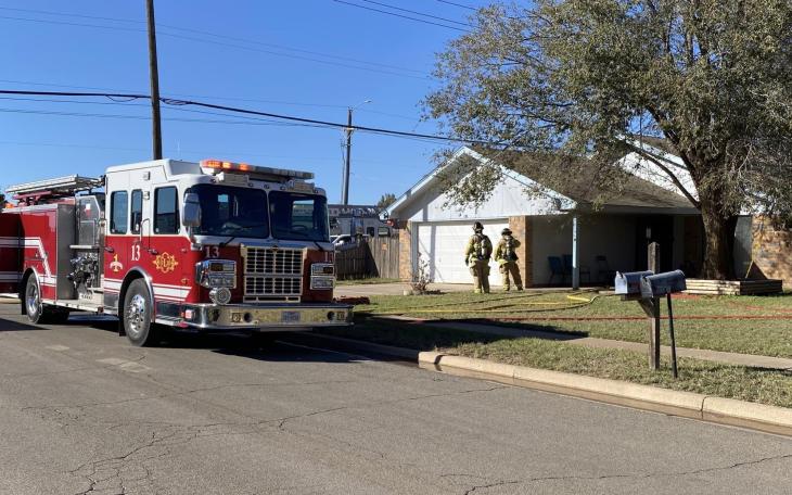 Lubbock Fire Rescue Responds to Fire on Duke St.