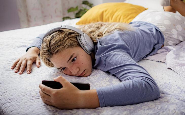 Oxford Names &quot;Brain Rot&quot; 2024 Word of the Year