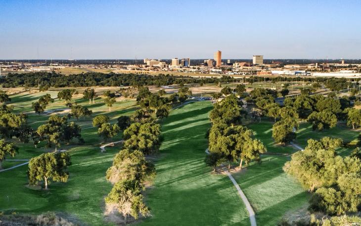 The City of Lubbock Parks and Recreation Department announced on Wednesday that Meadowbrook Golf Course will temporarily close on Thursday, December 26, as part of a transition to new management and facility upgrades.