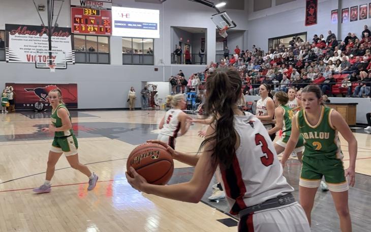 Fillies Top Idalou to Claim First Spot in District