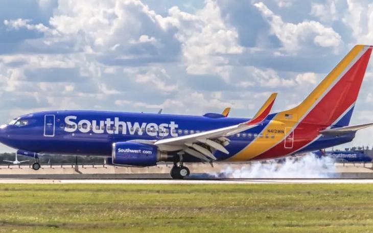 U.S. Gov't Sues Southwest Air, Chronically Delayed Flights