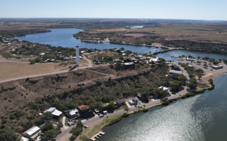 Buffalo Springs Lake
