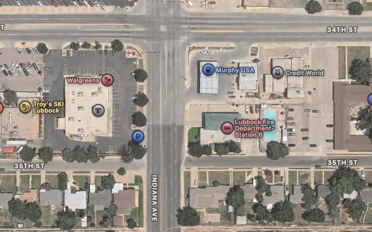 The intersection of 34th St and Indiana Ave