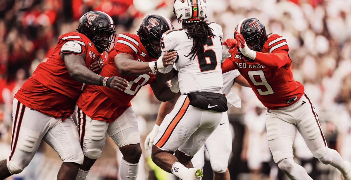 Texas Tech's Defense Swarms Oregon State Texas Tech's Defense Swarms Oregon State