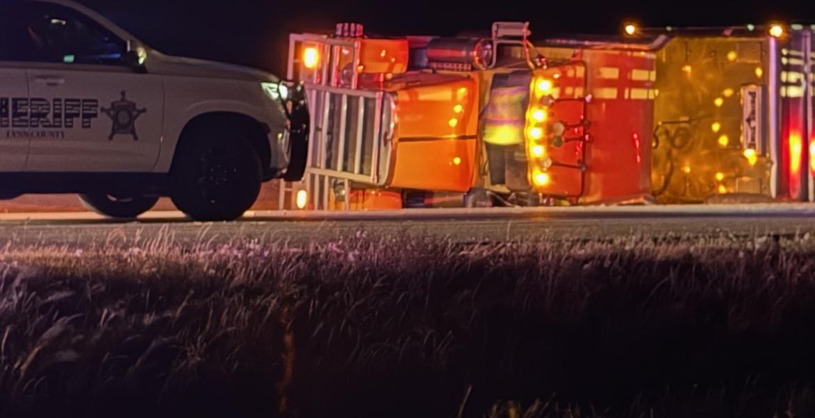 Semi rolls just south of Tahoka