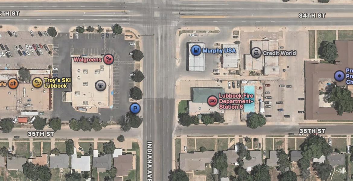 The intersection of 34th St and Indiana Ave